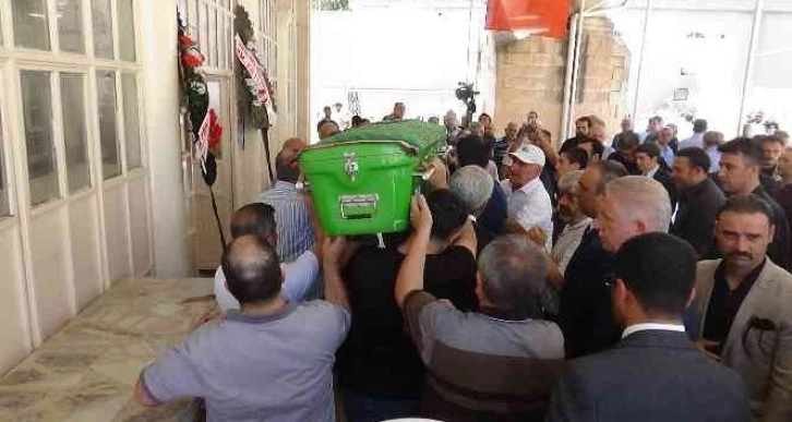 Gaziantep eski valisi, İstanbul Valisi Yerlikaya’nın acı günü