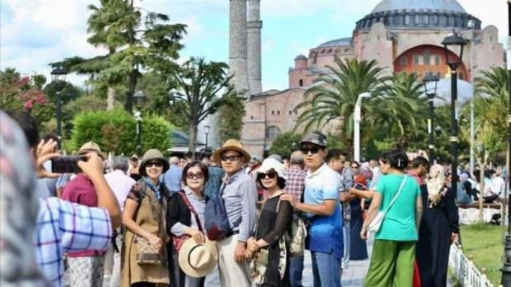 İstanbul'a ağustos ayında 1,6 milyon turist geldi