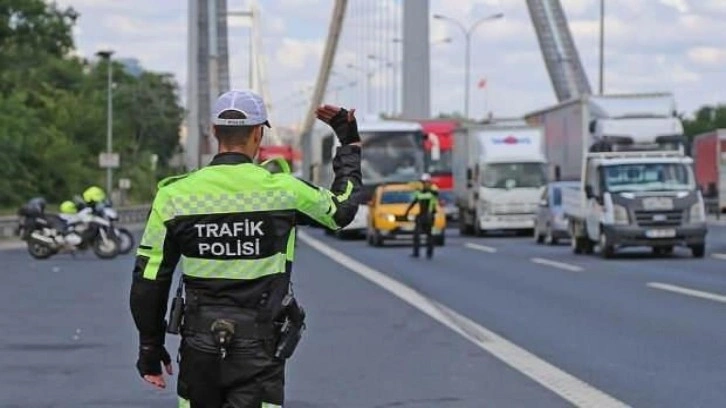 İstanbul'da pazar günü bu yollar trafiğe kapatılacak