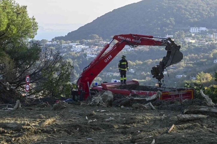 İtalya’nın Ischia Adası’ndaki heyelanda can kaybı 11’e yükseldi
