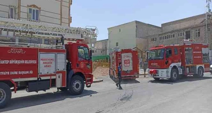 İtfaiye taşıma su ile yangını söndürdü