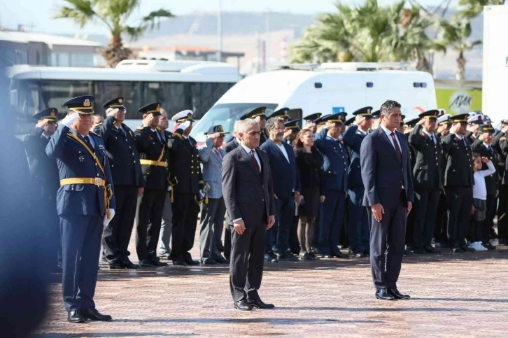 İzmir’de Cumhuriyet Bayramı kutlamaları başladı
