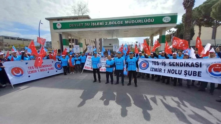 İzmir’de DSİ işçilerinden düşük maaşa tepki
