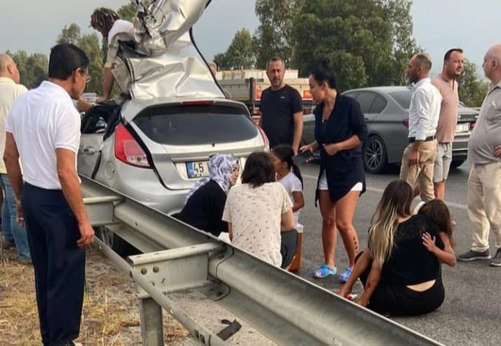 İzmir’de feci kaza: Anne hayatını kaybetti, 3 çocuk yaralı
