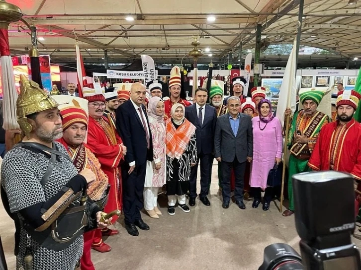 İzmir’de ’Kütahya Tanıtım Günleri’ başladı
