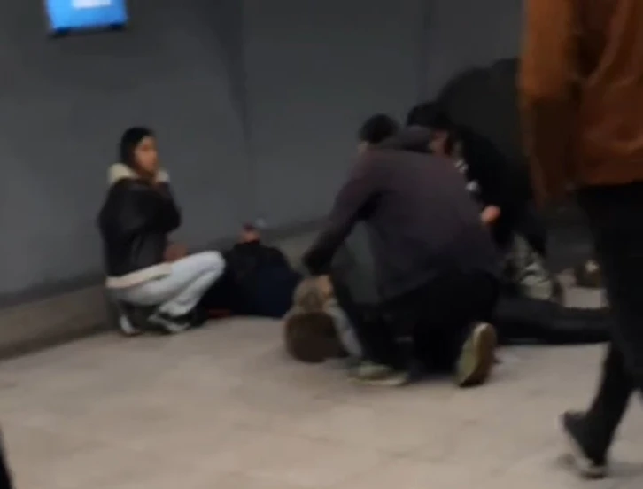 İzmir’de metroda yürüyen merdiven kazası: 5 yaralı
