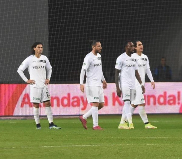 İzmir futbolunda korkulan senaryo gerçek oluyor