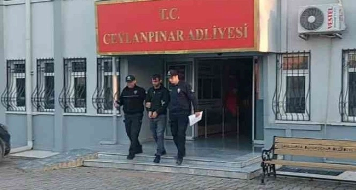 İzmir’de hırsızlık suçundan aranan zanlı Şanlıurfa’da yakalandı