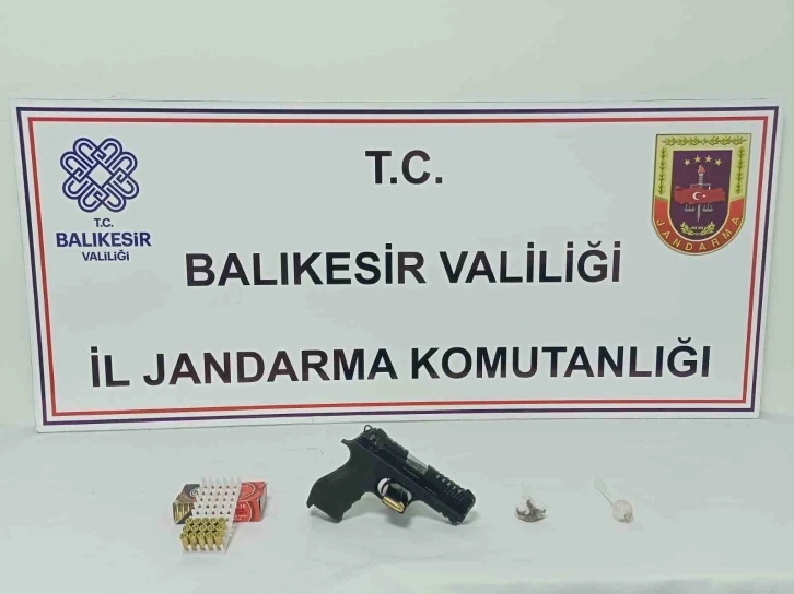 Jandarma’dan Gönen ve Erdek’te uyuşturucu operasyonu
