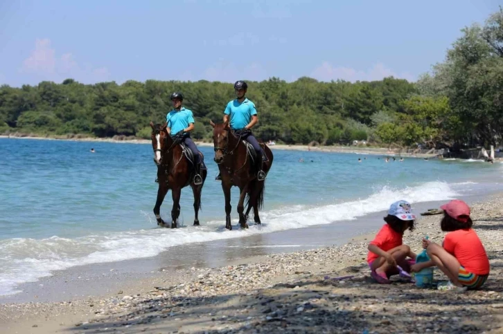 Jandarma Milli Park’ta halkı bilinçlendirme çalışmalarına devam etti
