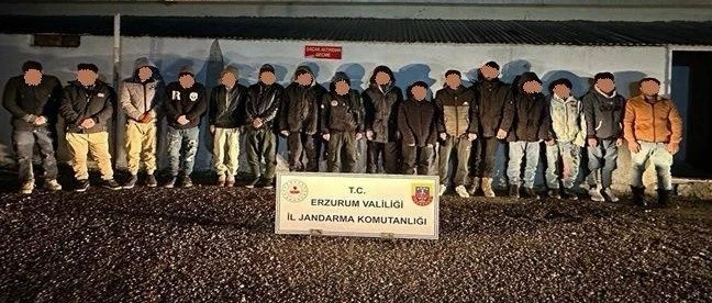 Jandarmadan kaçak göçmen operasyonu
