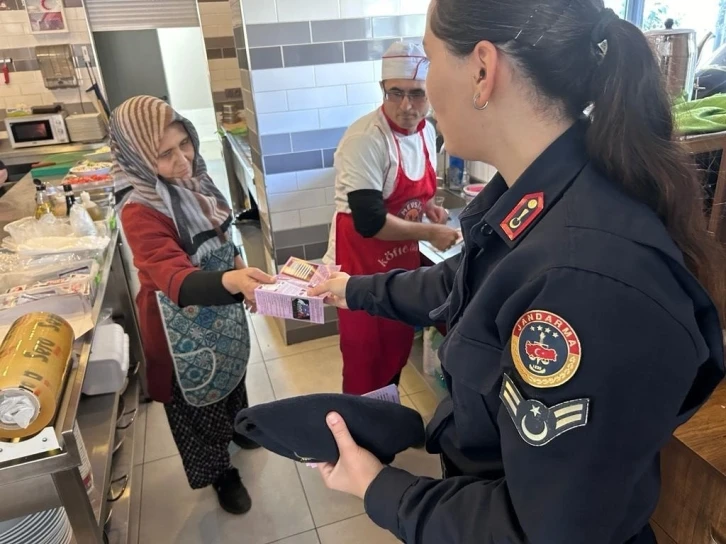 Jandarmadan kadın esnafa KADES bilgilendirmesi
