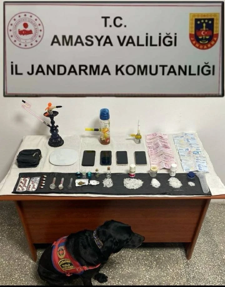 Jandarmadan Merzifon’da uyuşturucu operasyonu: 3 tutuklama
