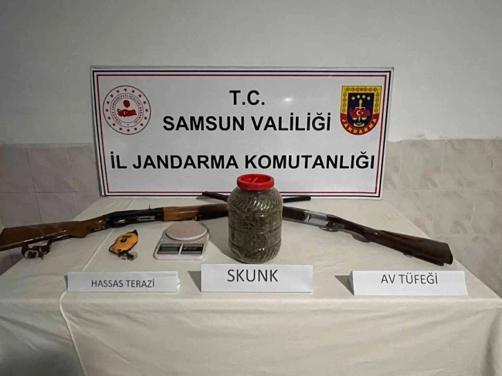 Jandarmadan uyuşturucu operasyonu: 2 gözaltı
