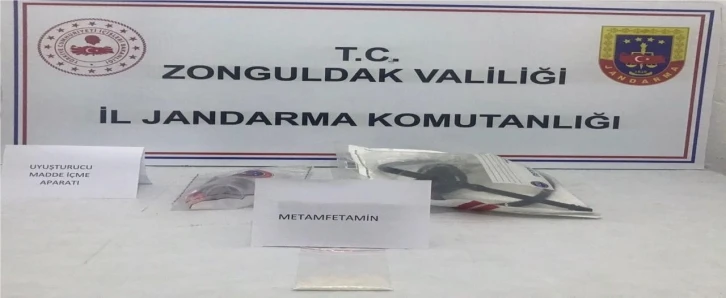 Jandarmadan uyuşturucu operasyonu: 2 gözaltı
