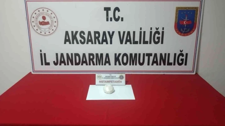 Jandarmadan uyuşturucu tacirine suçüstü
