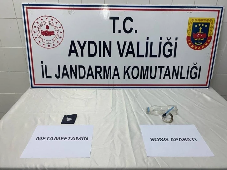 Jandarmanın uyuşturucu ile mücadelesi sürüyor
