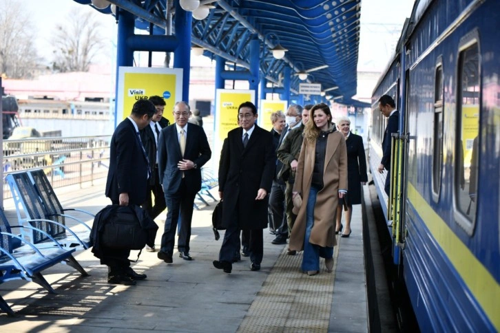 Japonya Başbakanı Kishida’dan Ukrayna’ya sürpriz ziyaret