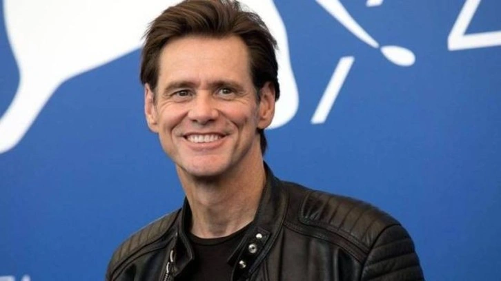 Jim Carrey'den hayranlarını üzecek haber