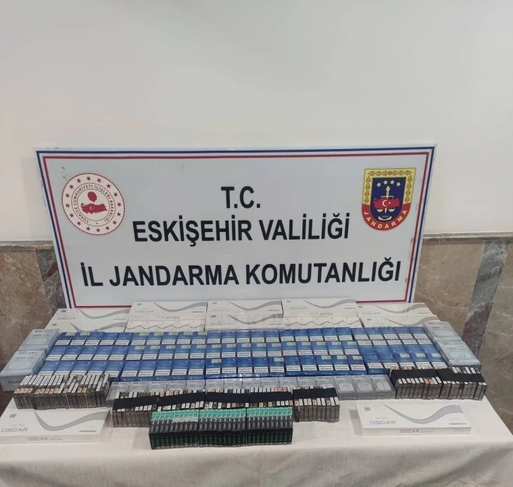 Kaçak elektronik sigara satmaya çalışan şahsa jandarma operasyonu
