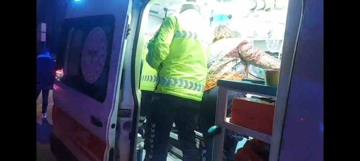 Kadıköy'de Taksi Kaza Yaptı, Sürücü Yaralandı