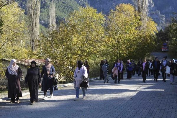 Kadınlar Belemedik’i gezdi