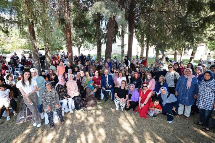 Kadınlar bu kampta hem eğlendi hem öğrendi
