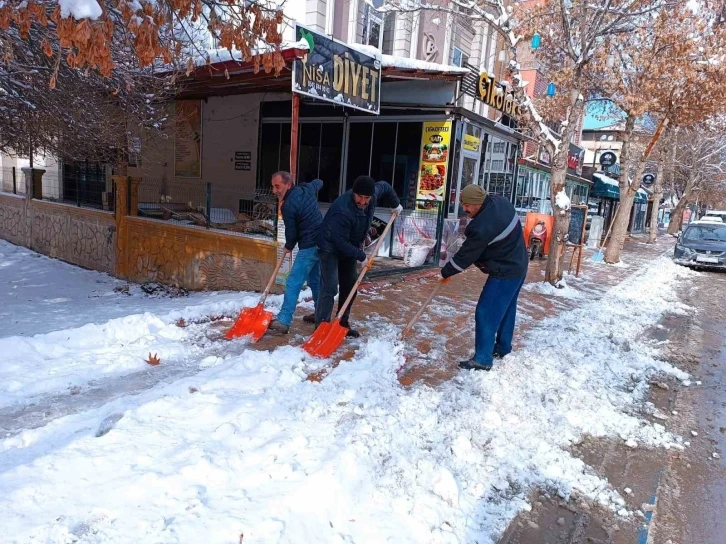 Kahramanmaraş Elbistan’da kar etkili oldu
