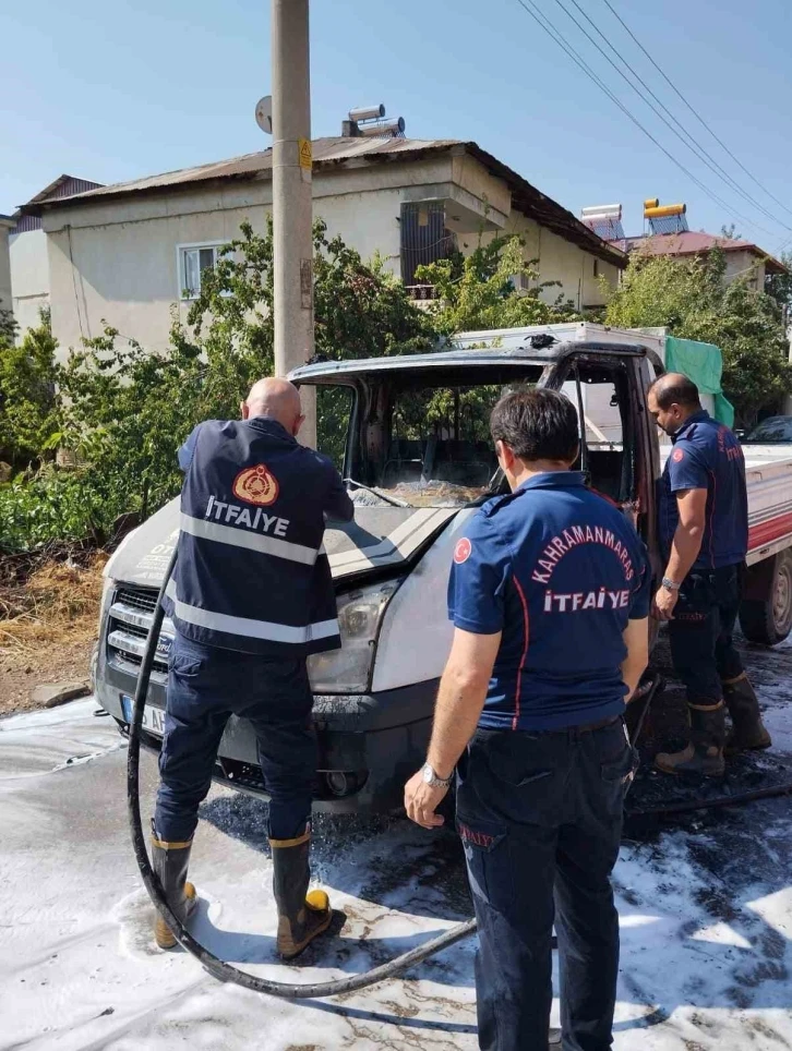 Kahramanmaraş’ta araç yangını
