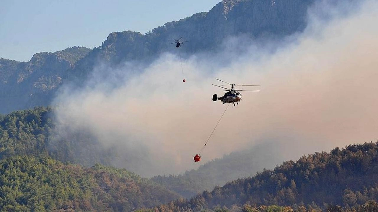 Kahramanmaraş'ta orman yungını... Havadan ve karadan müdahale devam ediliyor