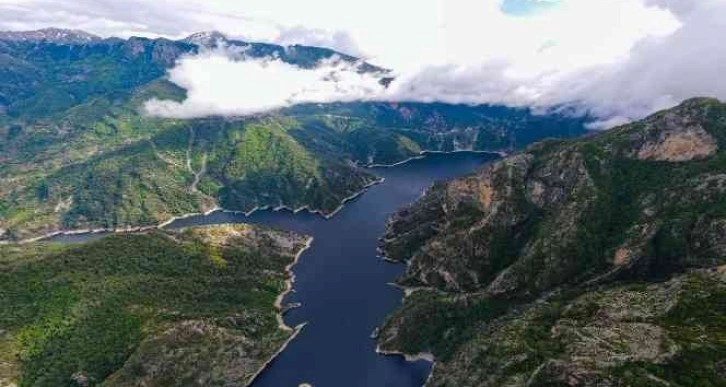 Kahramanmaraş’ta Berke Barajı’nda kartpostallık görüntüler