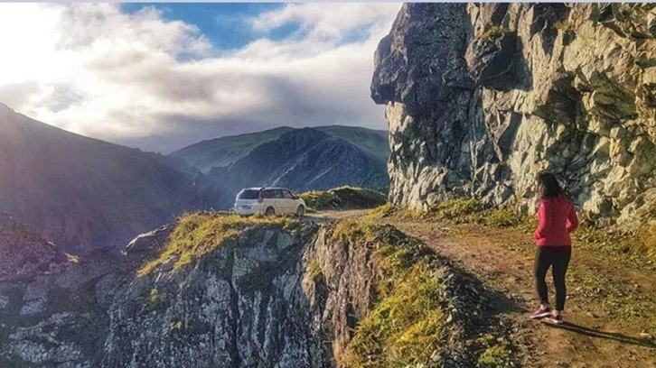 Kahramanmaraş'ta kayıp kişinin cesedi uçuruma yuvarlanan otomobilinde bulundu