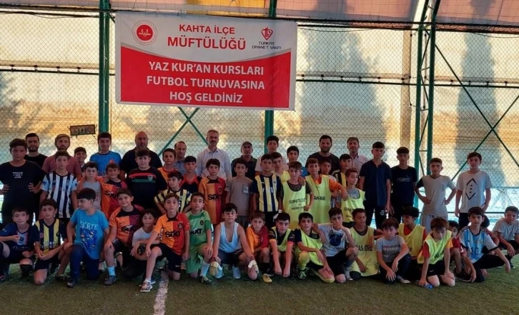 Kahta’da Yaz Kur’an Kursları futbol turnuvası başladı
