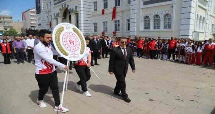 Kahta’da 19 Mayıs Gençlik ve Spor Bayramı kutlandı