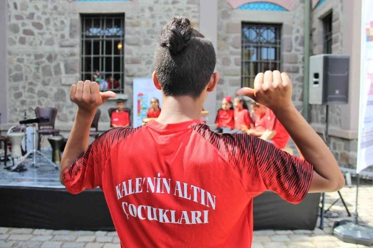 “Kale’nin Altın Çocuklarından” eğlenceli konser
