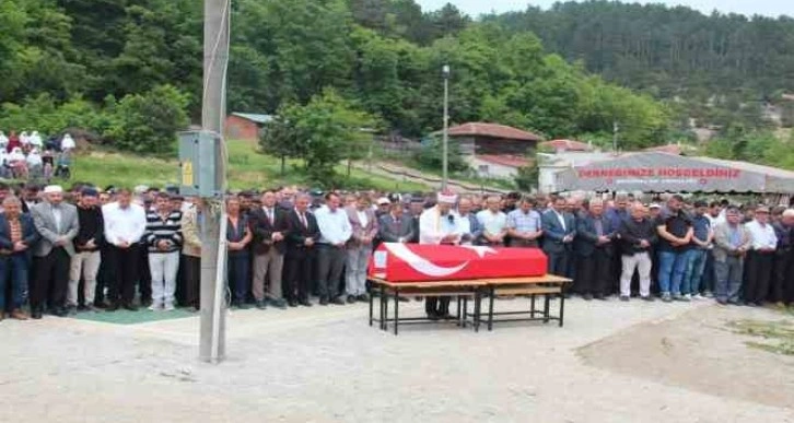 Kalp krizinden hayatını kaybeden asker son yolculuğuna uğurlandı