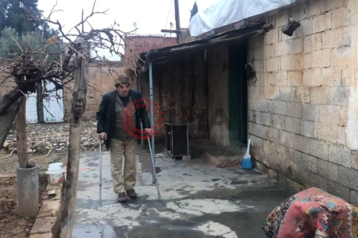 Kanser tedavisi gören oğlunu ziyarete gitti evi soyuldu