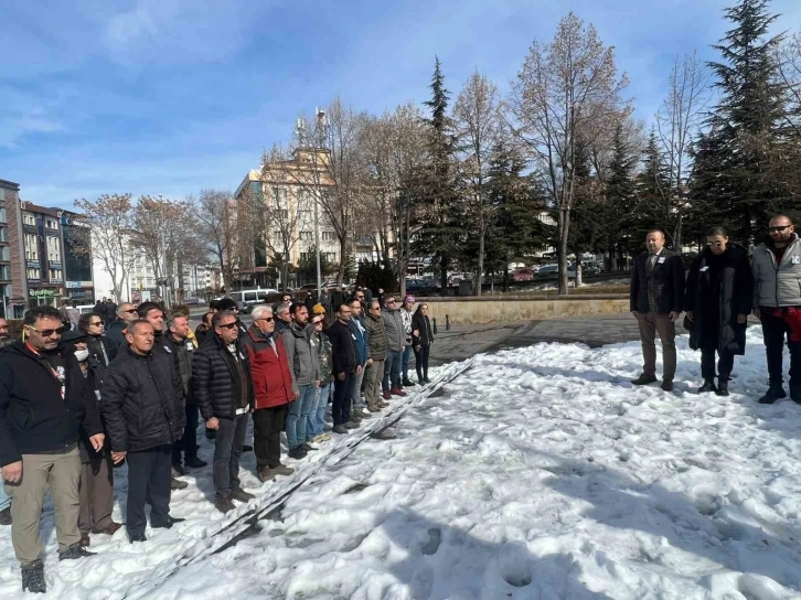 Kapadokya’da rehberler, depremde kaybettikleri meslektaşlarını andı
