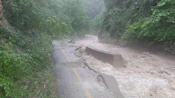 Karabük Yenice’de sel büyük yıkıma yol açtı
