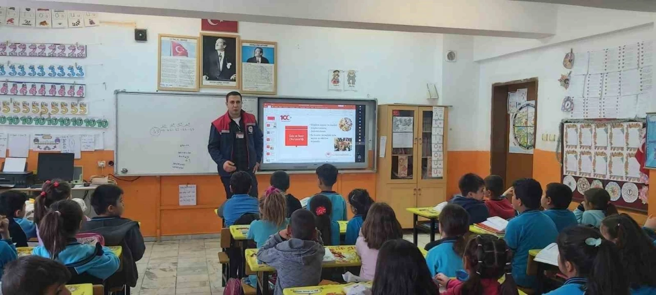 Karacasu’da öğrencilere gıda okuryazarlığı eğitimleri verildi
