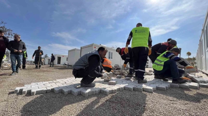 Karacasu’daki konteyner kentte alt ve üstyapı çalışmaları tamamlanıyor
