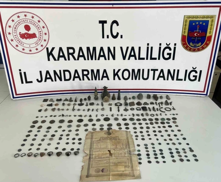 Karaman’da jandarmadan tarihi eser operasyonu
