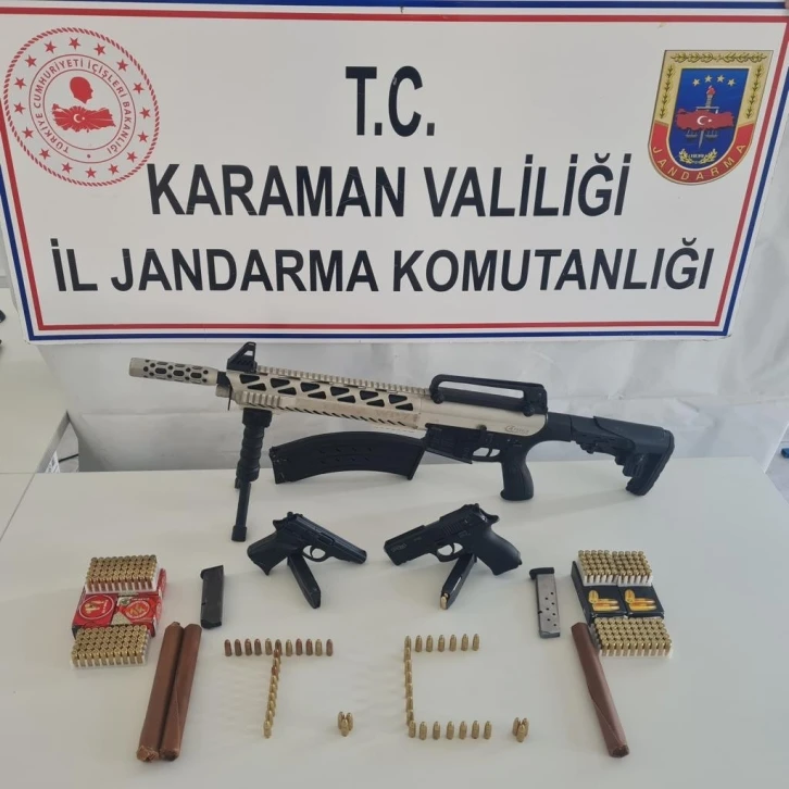 Karaman’da kaçak silah operasyonu
