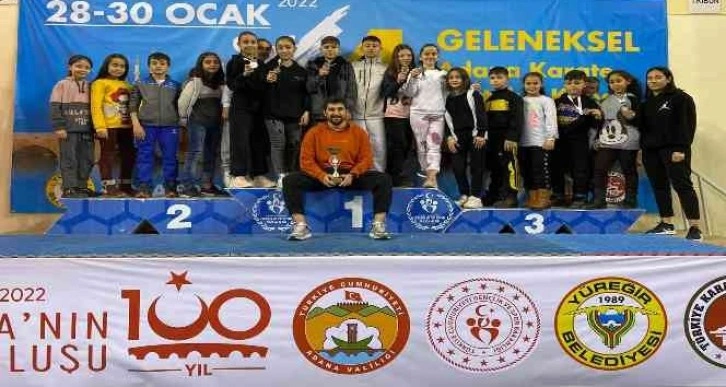 Karate sporcuları Adana'dan dereceler ile döndü