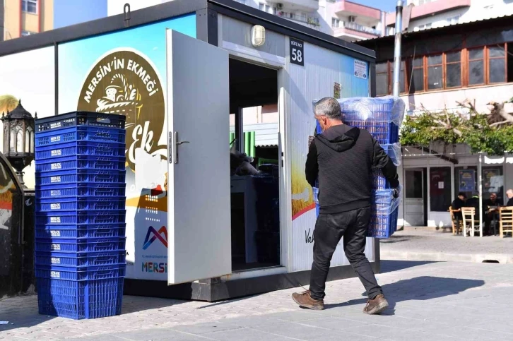 Kargıpınarı’nda 2 caddeye 2 bin 92 ton sıcak asfalt döküldü
