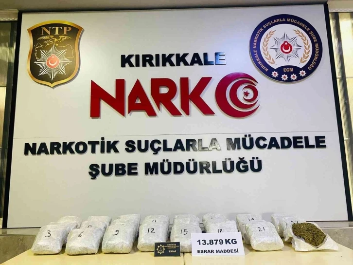 Kargo aracından 13 kilo 879 gram esrar çıktı: 1 tutuklama
