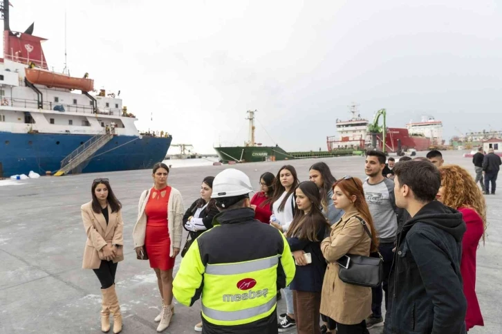 Kariyer Merkezi lojistikçileri sektöre hazırlıyor
