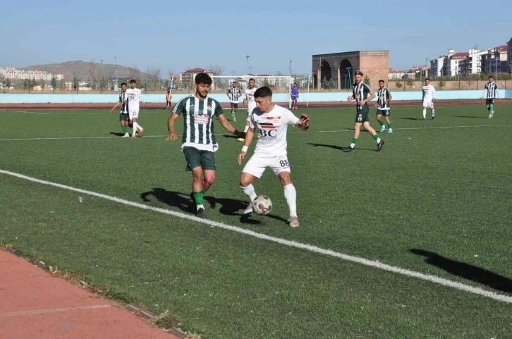 Kars 36 Spor: 0 Doğubayazıt Spor: 0
