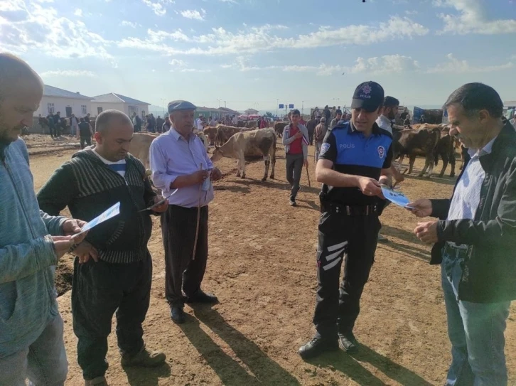 Kars’ta polisten sahte para uyarısı
