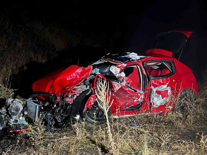 Kars’ta tırla otomobil çarpıştı: 4 ölü
